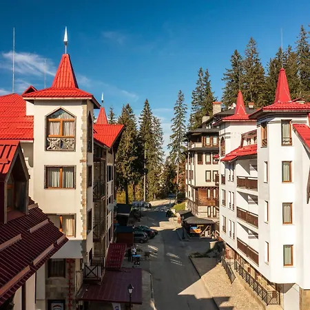 Апартамент Above The Pines Retreat *